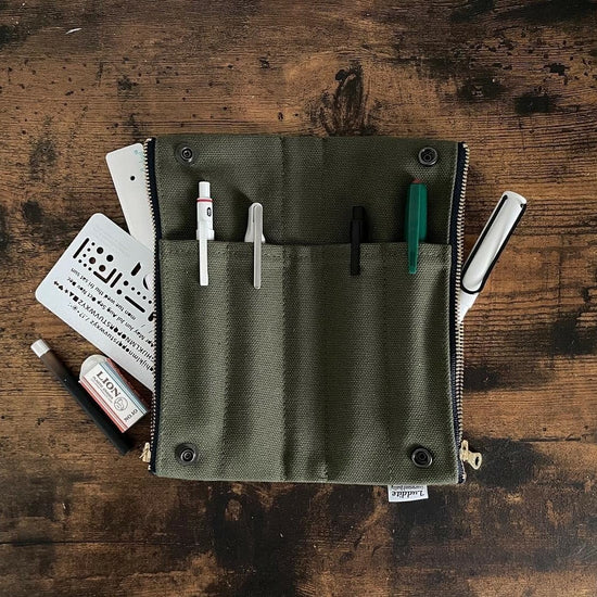 etui-a-stylos-en-toile-kurashiki-luddite vue 11