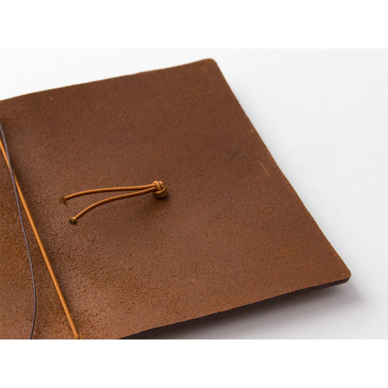 traveler-s-notebook-format-passeport-bleu vue 8