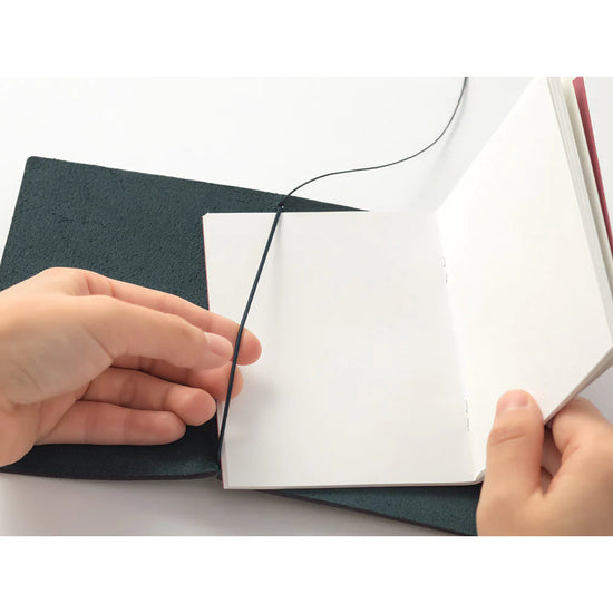 traveler-s-notebook-format-passeport-camel-copie vue 7