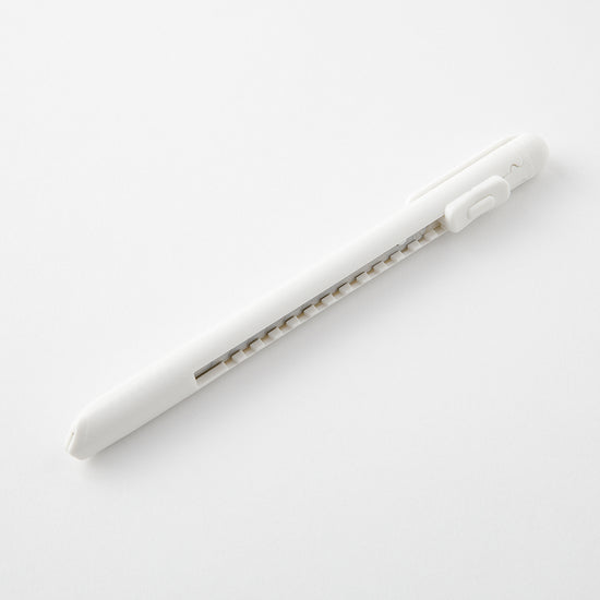 stylo-cutter-blanc vue 3