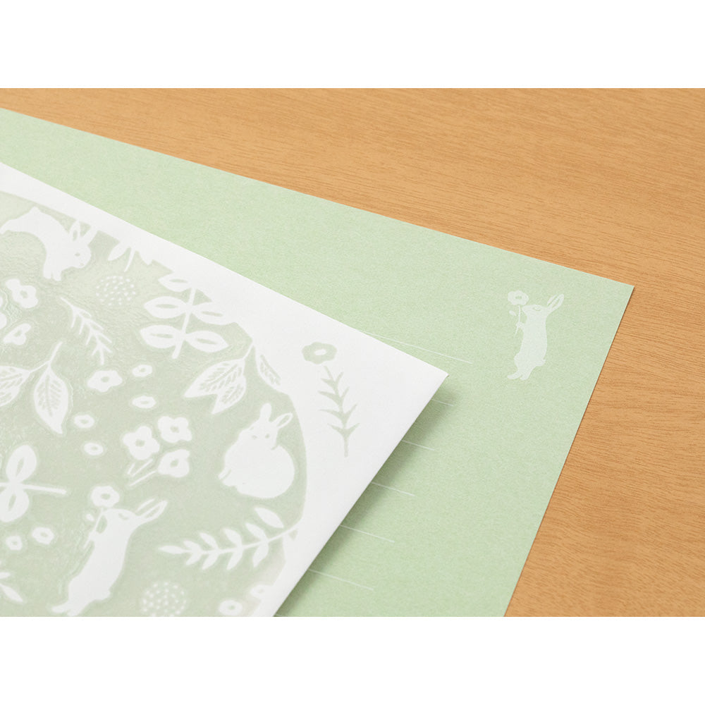set-papier-et-enveloppes-en-filigrane-vert vue 6