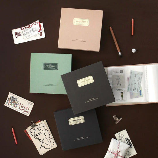 moment-ticket-book-iconic vue 12