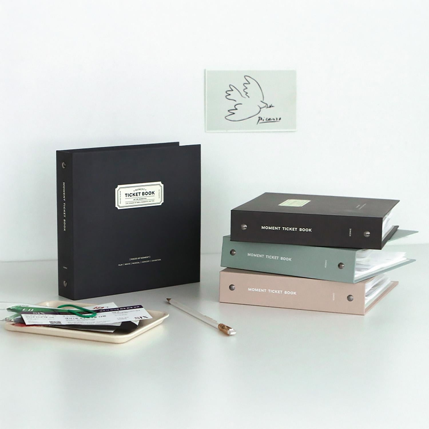 moment-ticket-book-iconic vue 14