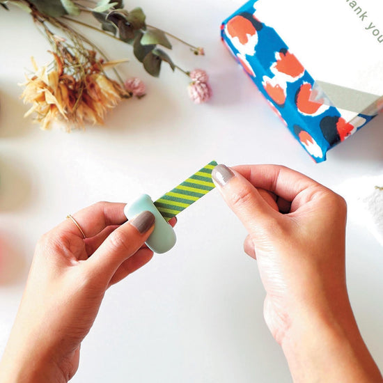 mini-cutter-pour-masking-tape-coupe-nette-et-rapide-bleu vue 5