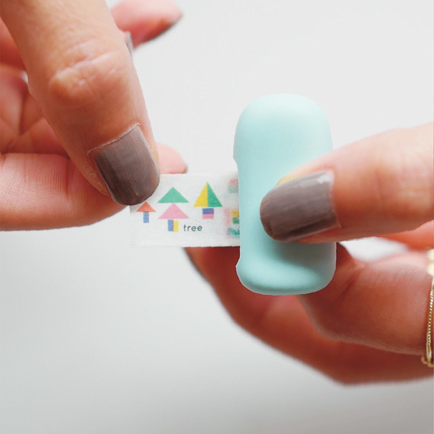 mini-cutter-pour-masking-tape-coupe-nette-et-rapide-bleu vue 2