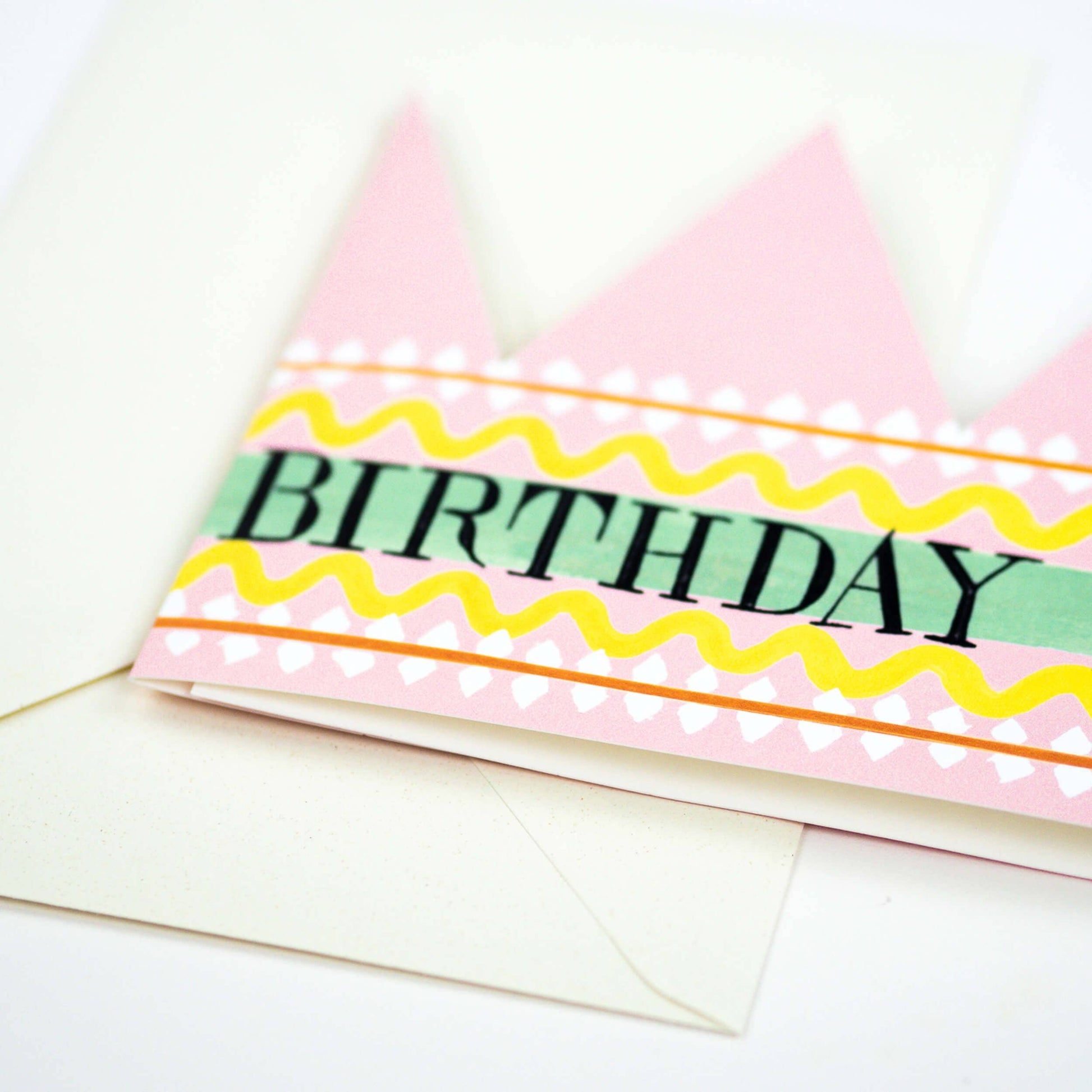 carte-danniversaire-reine-chapeau-de-fete vue 2