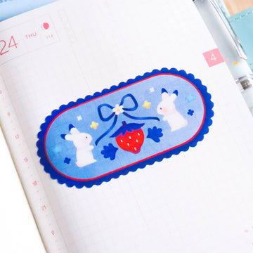 Autocollant en vinyle (transparent) Lapins fraise