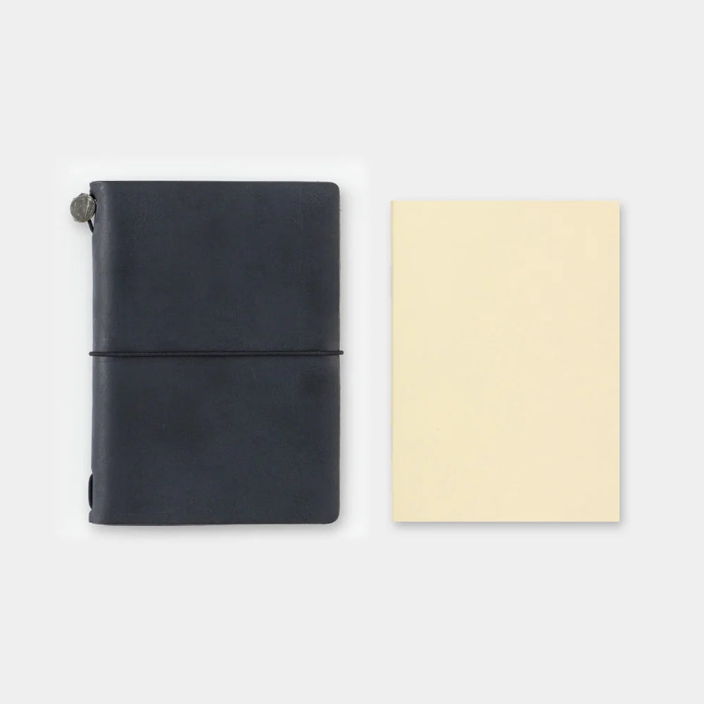 recharge-005-carnet-papier-ultra-leger-format-passeport-copie vue 5