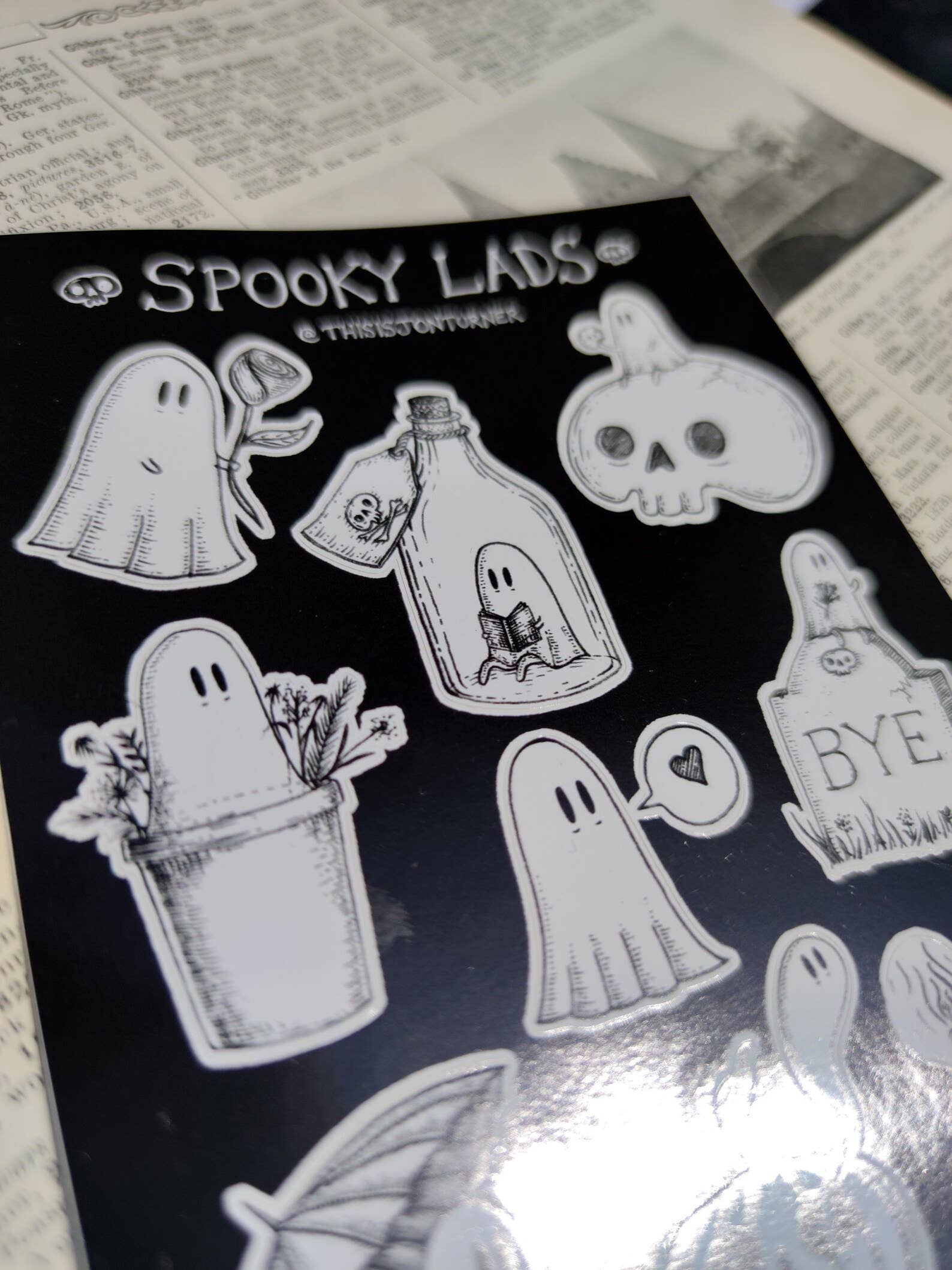 feuille-dautocollants-spooky-lads-ghost-stickers vue 3
