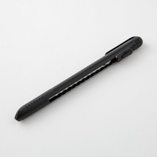 stylo-cutter-noir vue 3