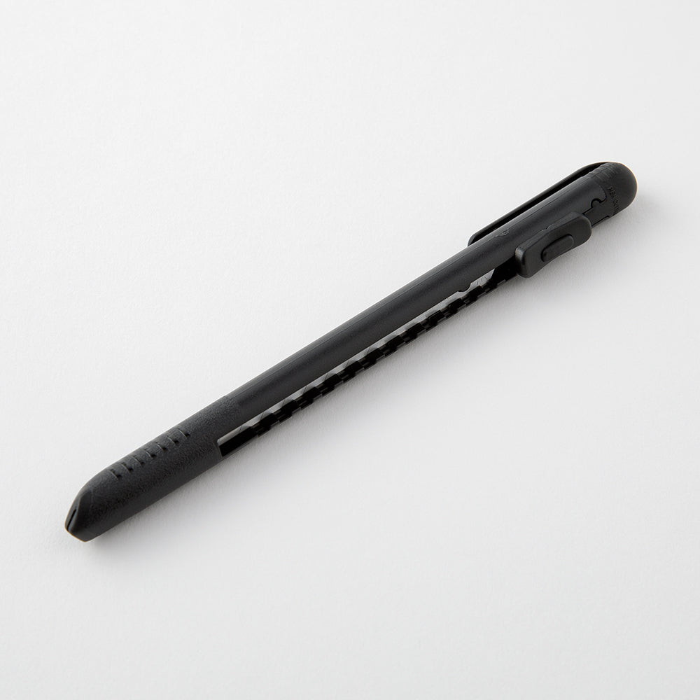 stylo-cutter-noir vue 3