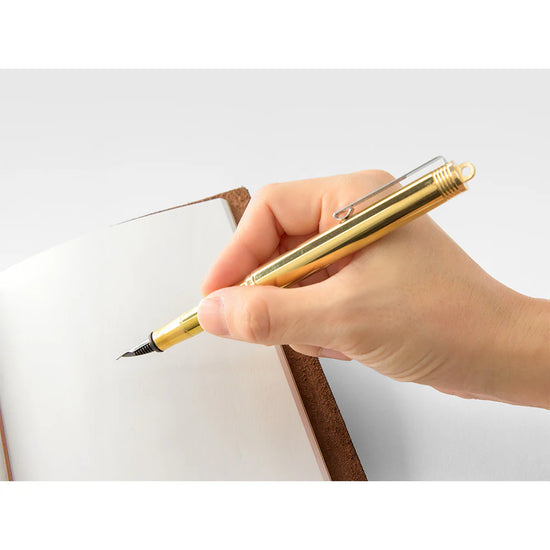 stylo-plume-en-laiton vue 5