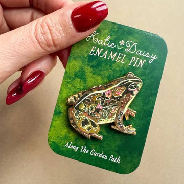 Pin's émaillé Katie Daisy – Crapaud de jardin