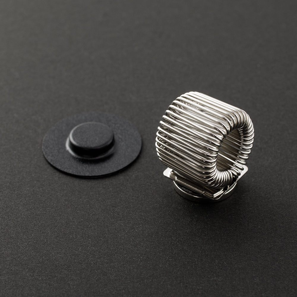 Pen Holder aimanté Midori – Noir, Argent ou Or aimant