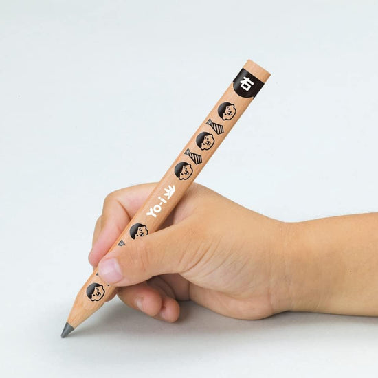 Yo-i – Set de 3 crayons ergonomiques + taille-crayon1