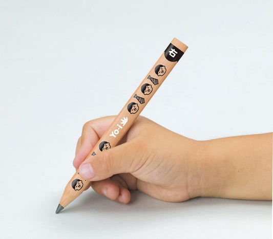 Yo-i – Set de 3 crayons ergonomiques + taille-crayon1