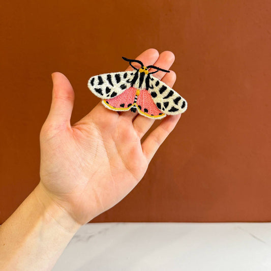 Broche brodée – Papillon tigre – Botanopia