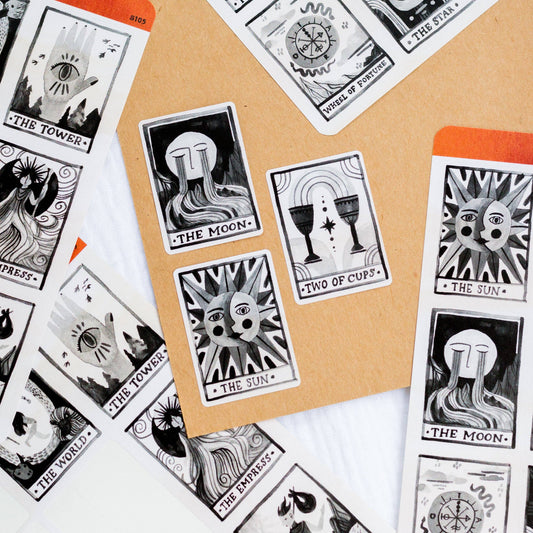 Planche de stickers en papier – Cartes de tarot | Wild Pencil Studio