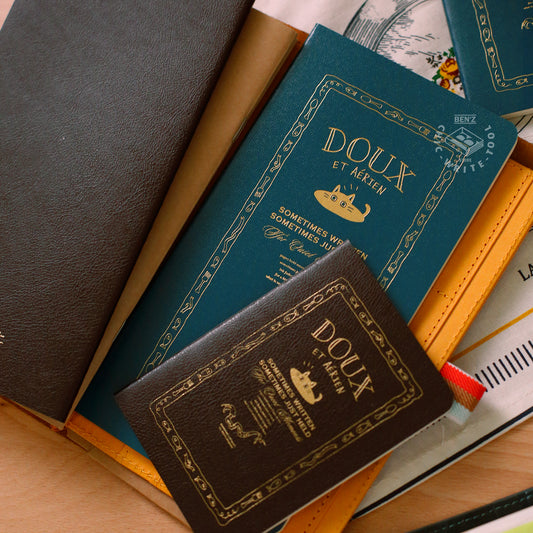 Recharge carnet de voyage effet cuir – Doux et Aérien – BenStore – Format et Coloris au choix