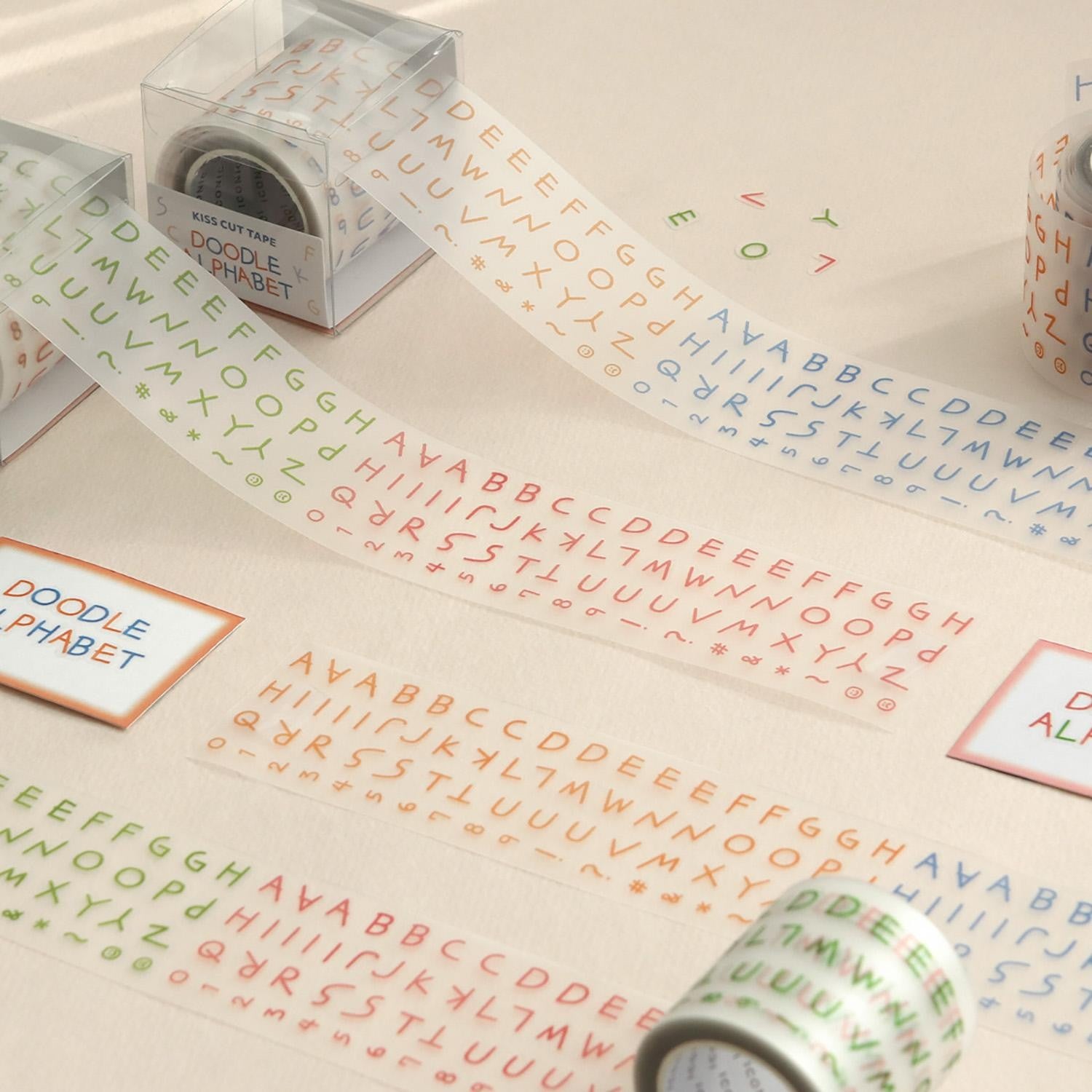 washi-tape-kiss-cut-magazine-collage-alphabet-iconic-copie vue 7