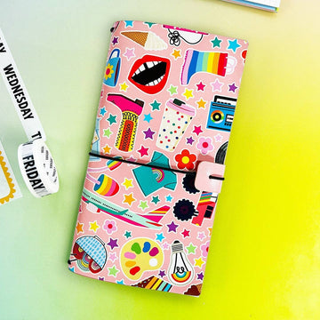 Housse de carnet de voyage – Pipsticks - Modèle Everythings