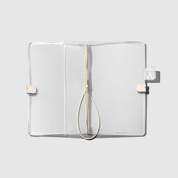 Couverture en vinyle transparent – Pocket Plus– Cloth & Paper