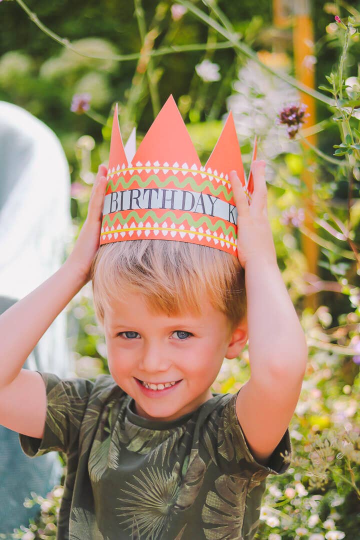 carte anniversaire couronne King Hadley