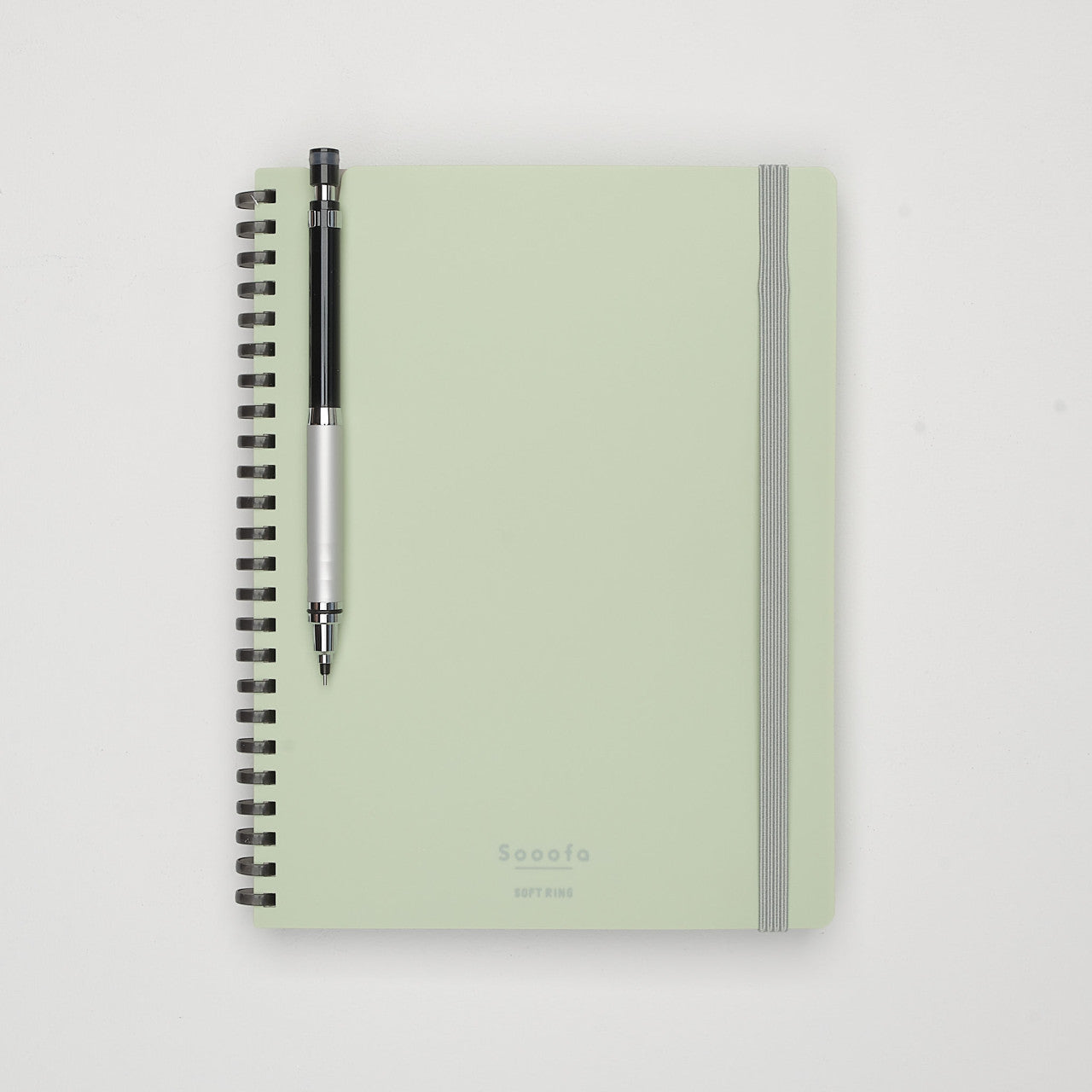 Carnet anneaux A5 – Kokuyo Sooofa support crayon